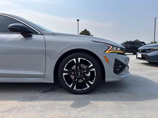 Wolf Gray 2024 Kia K5 GT-Line