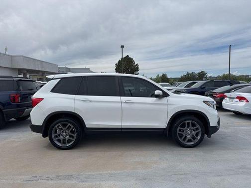Platinum White Pearl 2023 Honda Passport EX-L