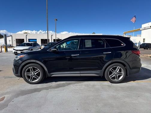 Becketts Black 2018 Hyundai SANTA FE Limited