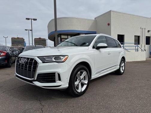 2022 Audi Q7 55 Premium