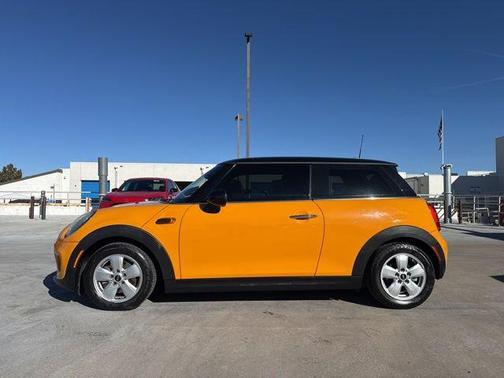 2016 MINI Hardtop Cooper