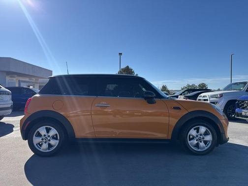 2016 MINI Hardtop Cooper
