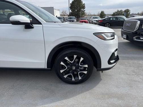 Platinum White Pearl 2026 Honda HR-V EX-L