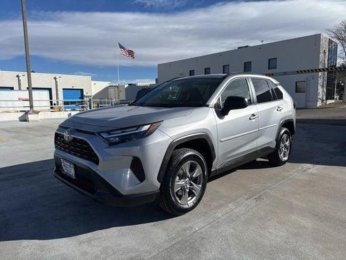 2023 Toyota RAV4 Hybrid LE