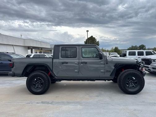 Sting-Gray Clearcoat 2020 Jeep Gladiator Sport