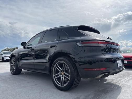 2019 Porsche Macan Base