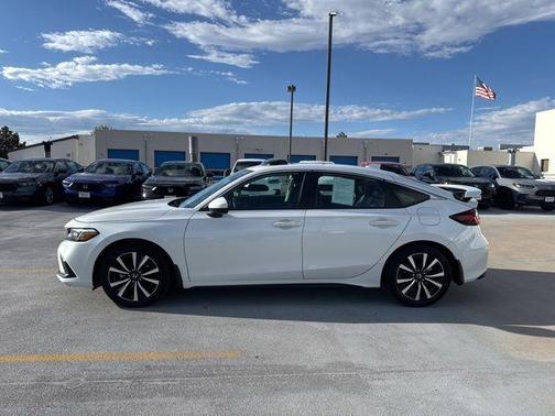 Platinum White Pearl 2024 Honda Civic EX-L