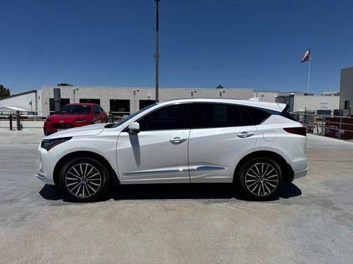Platinum White Pearl 2025 Acura RDX Advance Package