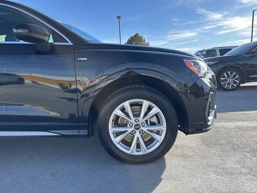 2021 Audi Q3 45 S line Premium