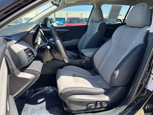 Crystal Black Silica 2023 Subaru Outback Premium