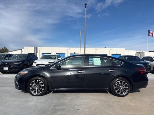 2016 Toyota Avalon XLE