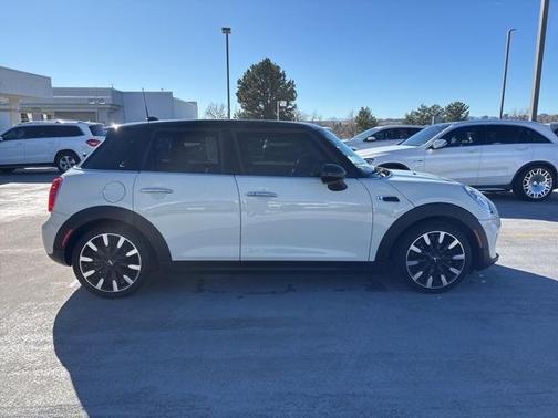 2016 MINI Hardtop Cooper