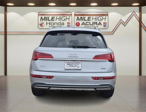 2022 Audi Q5 40 Premium