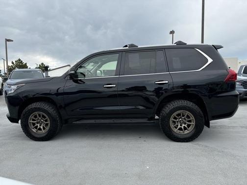 2020 Lexus LX 570 Two-Row
