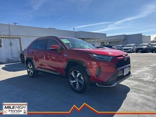 2024 Toyota RAV4 Prime SE