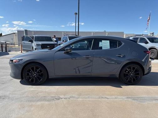 2022 Mazda Mazda3 FWD w/Preferred Package