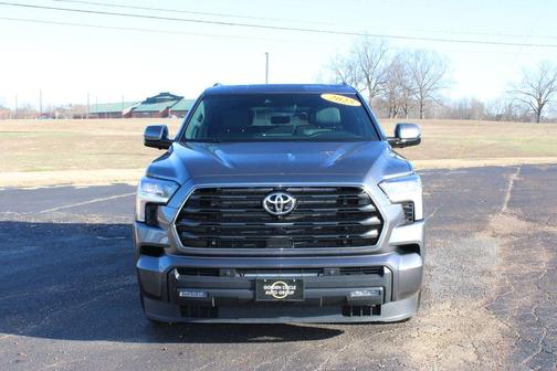 2025 Toyota Sequoia SR5