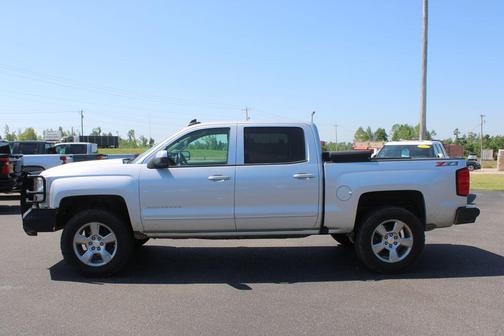 Silver Ice Metallic 2018 Chevrolet Silverado 1500 2LT