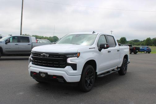 Summit White 2026 Chevrolet Silverado 1500 RST