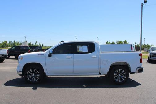 Summit White 2023 Chevrolet Silverado 1500 LT