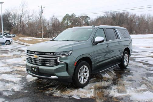 2023 Chevrolet Suburban Premier