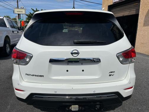 2014 Nissan Pathfinder SV