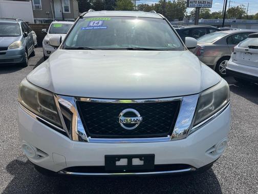 2014 Nissan Pathfinder SV