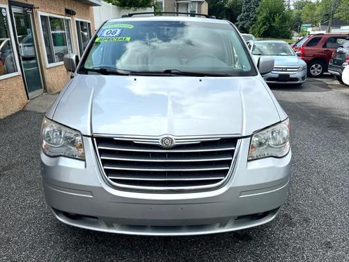2008 Chrysler Town & Country Touring