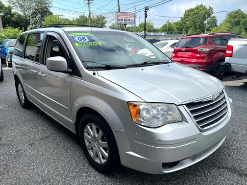2008 Chrysler Town & Country Touring