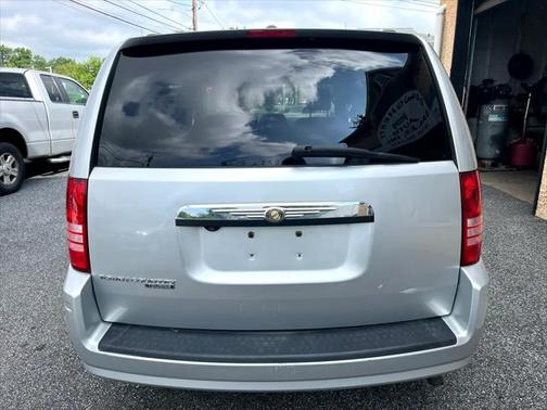 2008 Chrysler Town & Country Touring