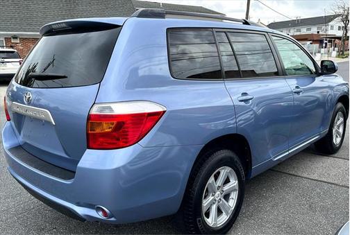 2009 Toyota Highlander Base