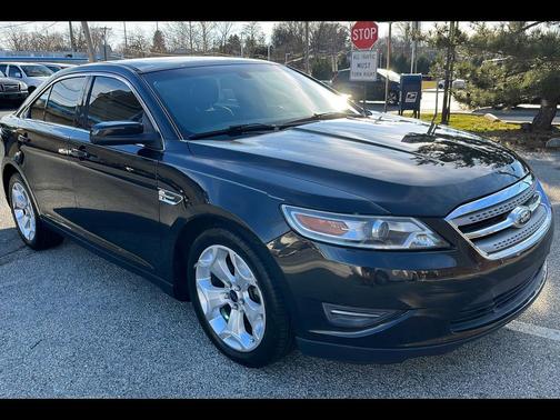 2011 Ford Taurus 4dr Sdn SEL AWD