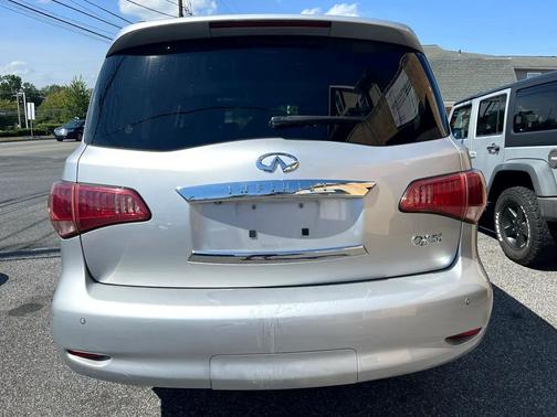 2011 INFINITI QX56 Base