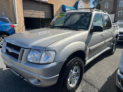 2002 Ford Explorer Sport Trac Base