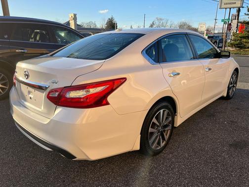 2017 Nissan Altima 2.5 SV