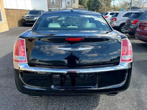 2014 Chrysler 300 S