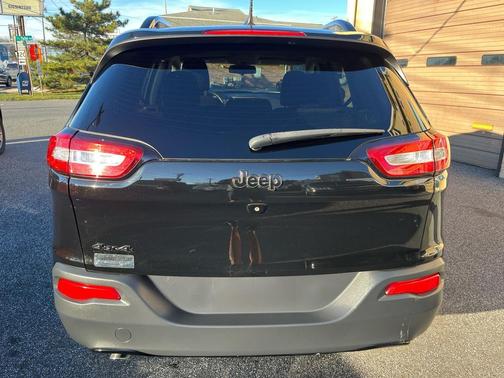 2018 Jeep Cherokee Latitude