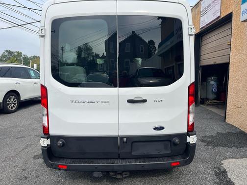 2017 Ford Transit-350 XLT