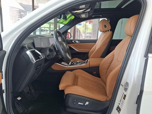 Alpine White 2026 BMW X5 xDrive40i