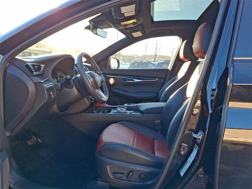 2023 INFINITI QX50 SPORT