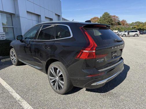 2022 Volvo XC60 B5 Inscription