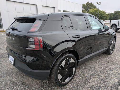 2025 Volvo EX30 Twin Motor Plus