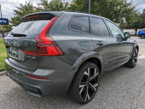 2026 Volvo XC60 Plug-In Hybrid T8 Ultra