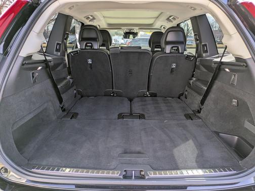 Onyx Black Metallic 2021 Volvo XC90 T6 Inscription