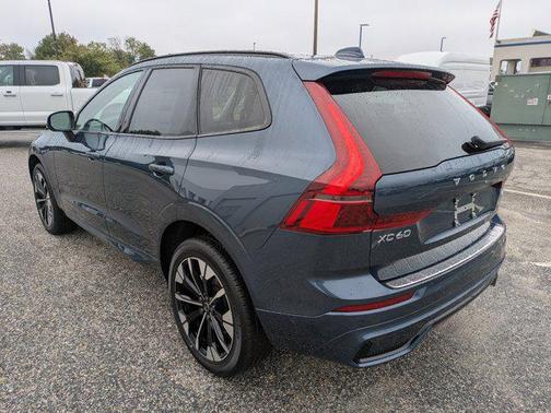 2026 Volvo XC60 B5 Ultra
