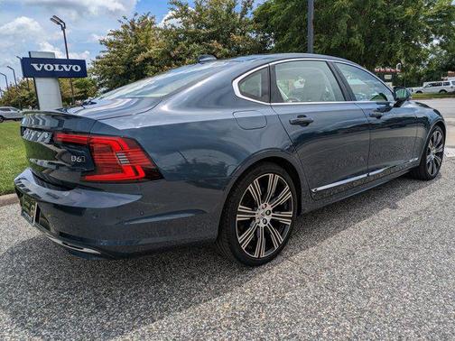 2023 Volvo S90 B6 Ultimate