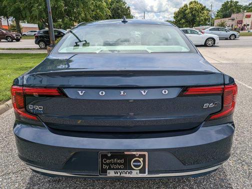 2023 Volvo S90 B6 Ultimate
