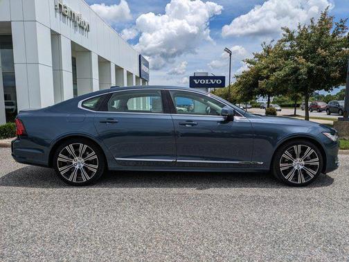 2023 Volvo S90 B6 Ultimate