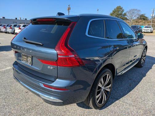 2023 Volvo XC60 B5 Plus Bright Theme