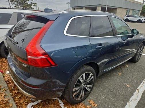 2023 Volvo XC60 B5 Plus Bright Theme